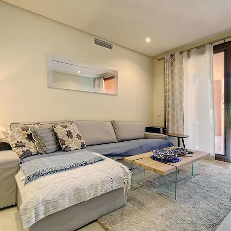 Apartment Dream Garden Flat- Sotoserena
